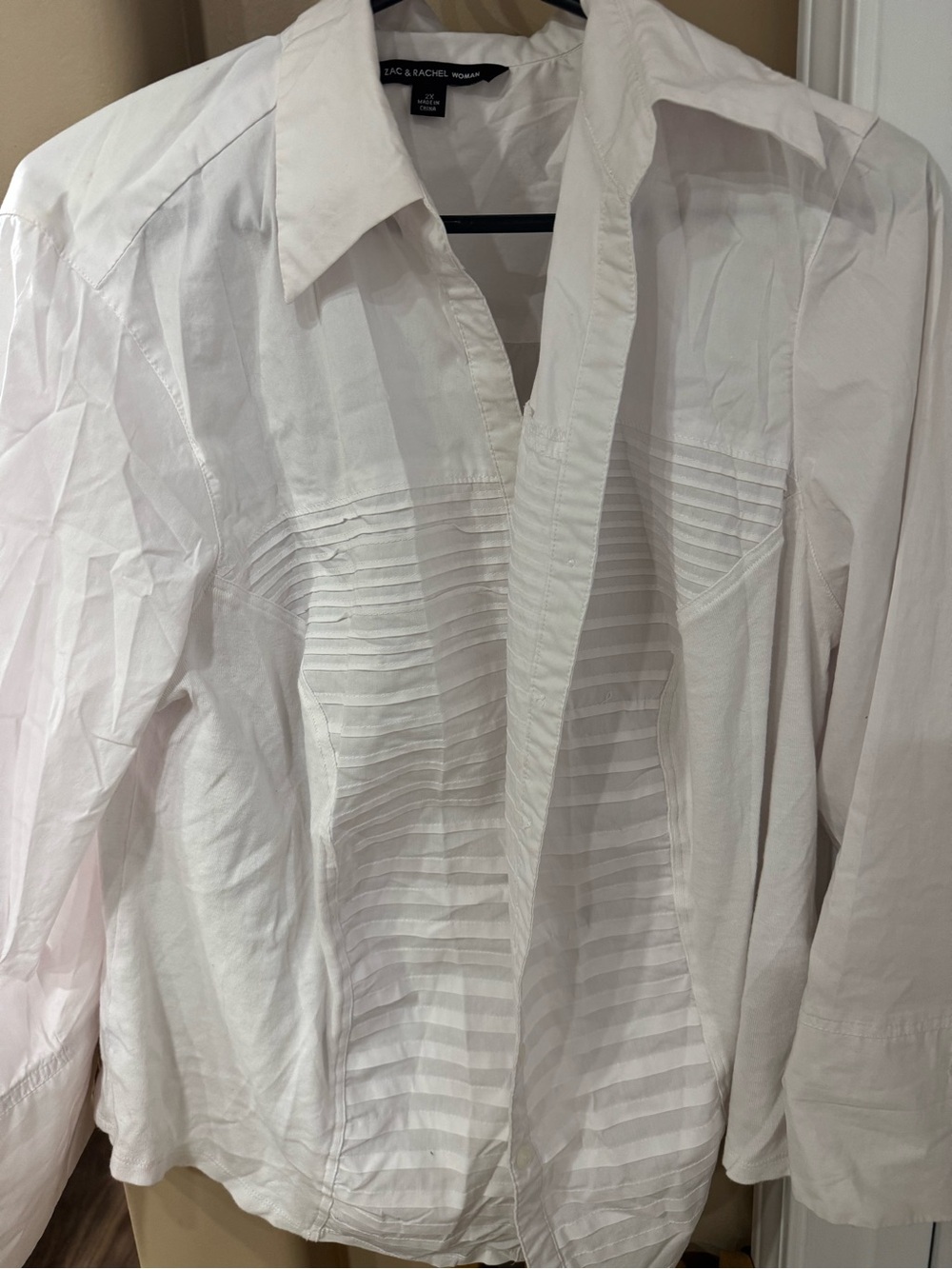 Zac And Rachel Women 2x White Shirt Button Up (CL-5)